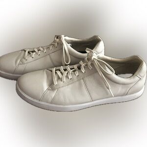 Cole Haan Men’s Tennis Shoes Size 12 M Great preowned condition.Worn few times.